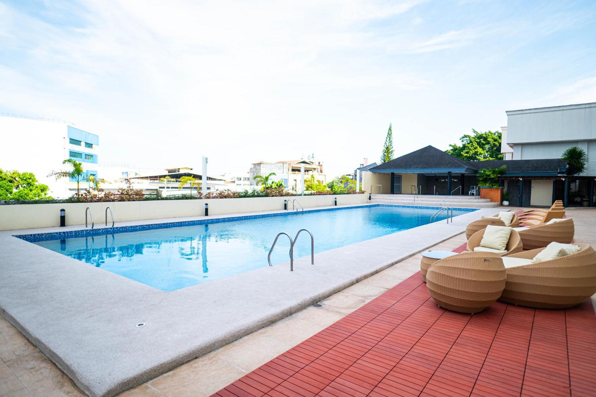 The Apo View Hotel Davao City Buitenkant foto